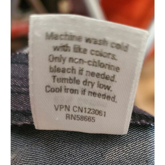 Semantiks Gray Blue Bermuda Shorts Size 8P. - Picture 5 of 9